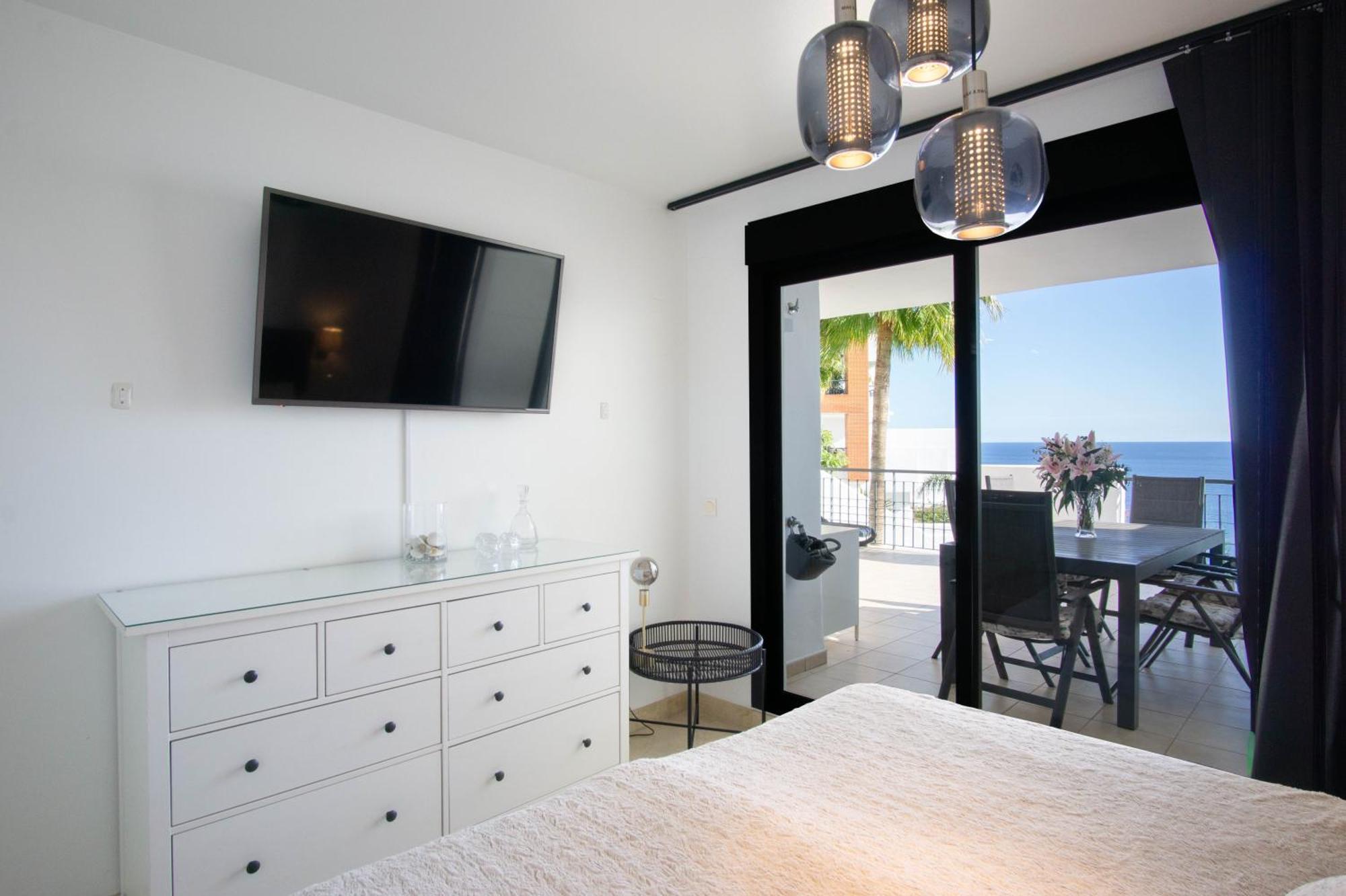 Beautiful With Stunning Sea Views And A Large Terrace! Apartment *
