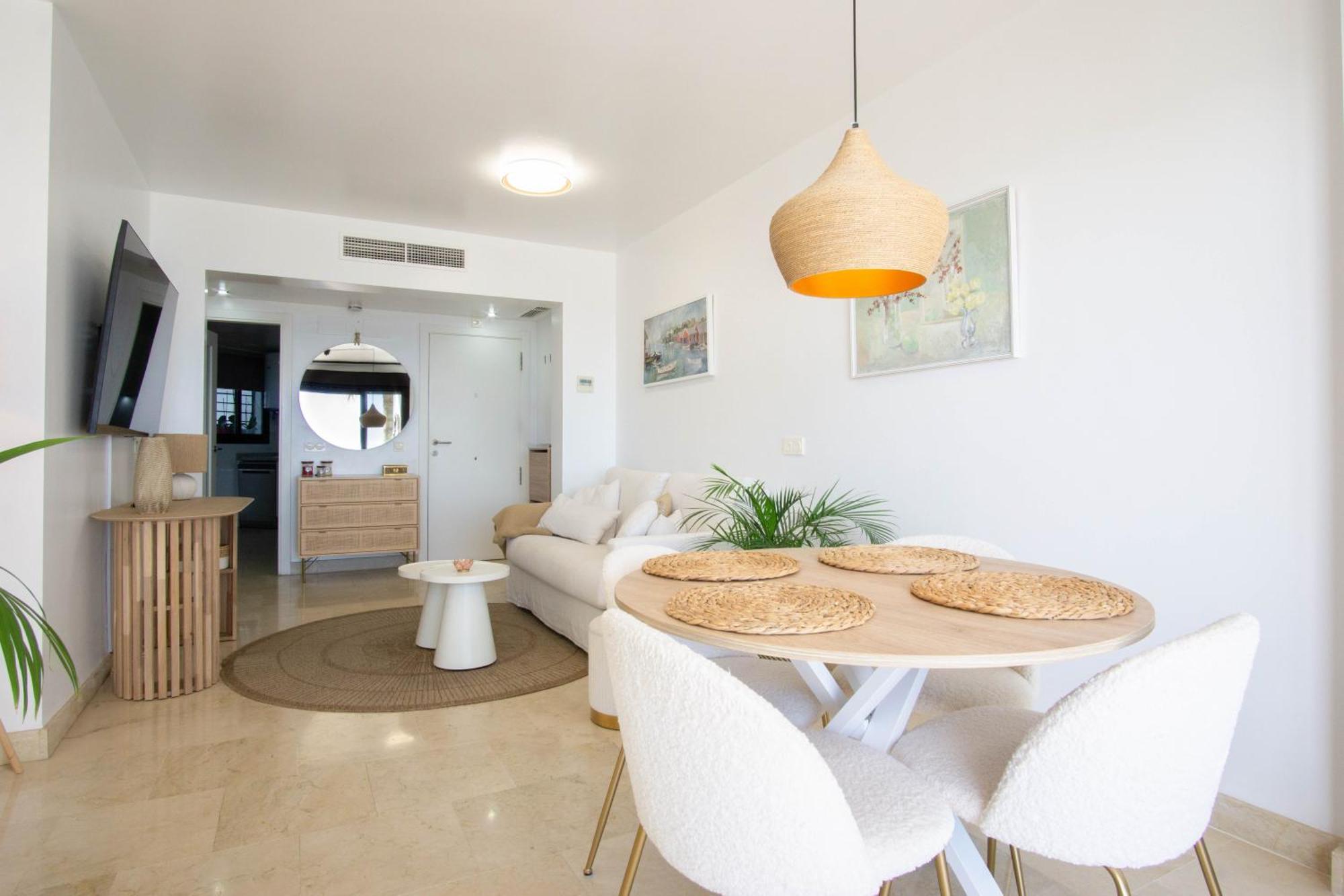 Beautiful With Stunning Sea Views And A Large Terrace! Apartment Torrox